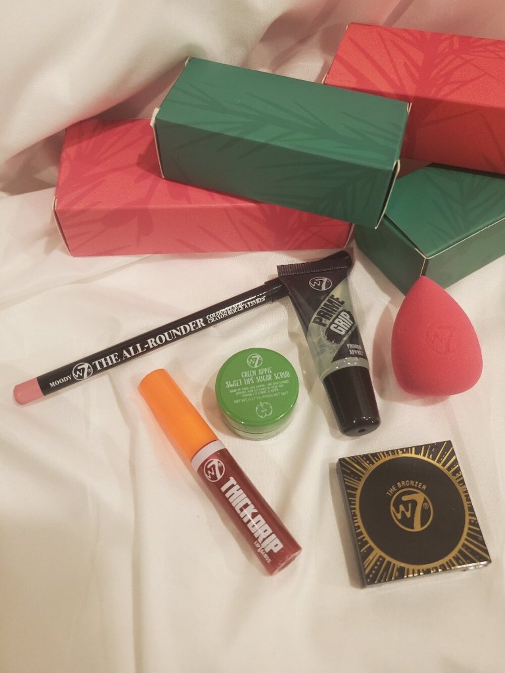 W7 Makeup/ Lip Bundle- 6 pieces - Sealed & Brand New